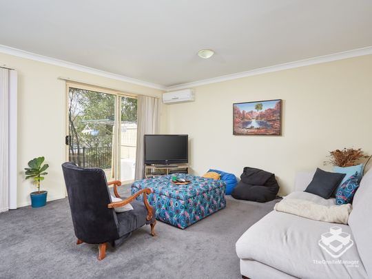 Split level offer privacy and flexibility - Photo 1