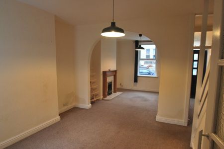 Dartmouth Avenue - Photo 3