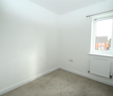 Milton Place, High Wycombe - Photo 6