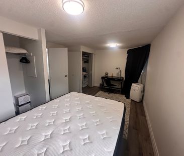 For Lease - 99 Bellevue Avenue Unit# 12, Toronto, Ontario - Photo 4