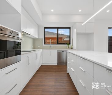 Brand New Luxury Living in Prestigious Doncaster East! - Photo 3