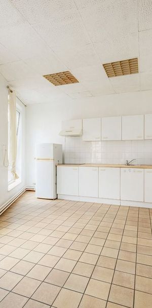 Appartement te huur in Charleroi voor € 675 met 1 slaapkamer - Foto 1