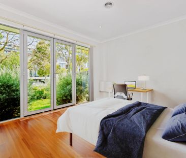 Single Room - Photo 3