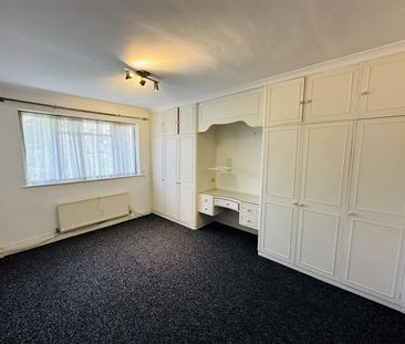 2 bed flat to rent in Stonegrove, Edgware, HA8 - Photo 6