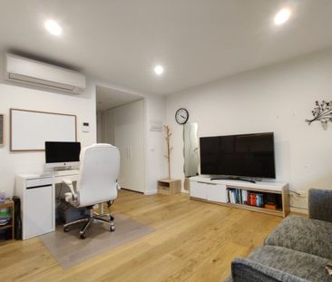 2 Bedrooms 1 Baths Loft Close to Balwyn Primary! - Photo 4