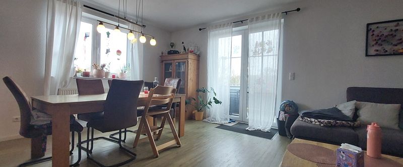 moderne 4-Zimmer-Wohnung mit Sonnenbalkon und schicker Einbauküche - Foto 1