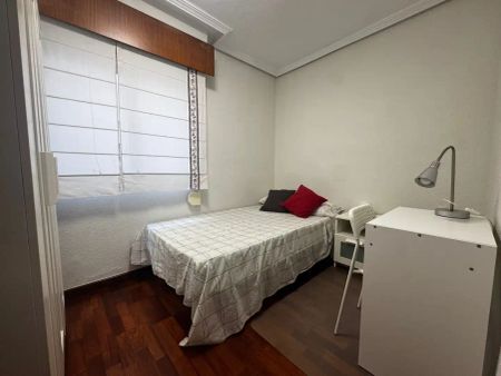 Piso de alquiler en Calle del Marqués de Molins, Mercado - Foto 4