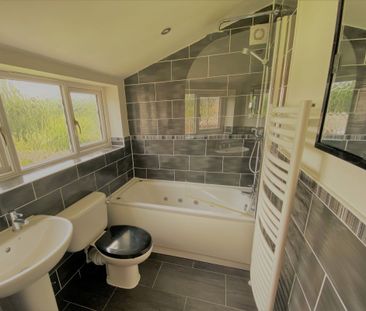 72 Park Road - Golden Stable & Superb HouseLoughborough - Photo 4