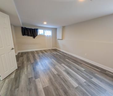 Spacious 2 Bedroom Lower Unit In Welland! - Photo 6