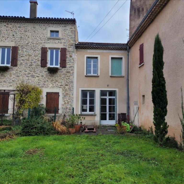 Maison avec jardin - Photo 1