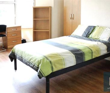 1 bedroom penthouse to rent - Photo 2