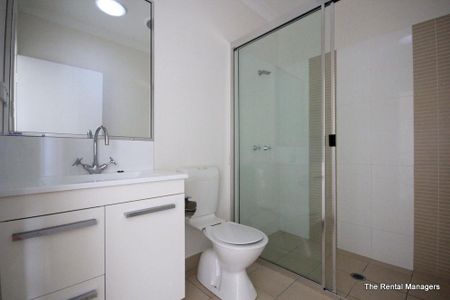 MORDERN DUPLEX TUCKED AWAY - Photo 3