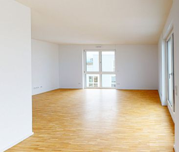 Ganz oben angekommen: Exklusive Penthouse-Wohnung - Photo 2