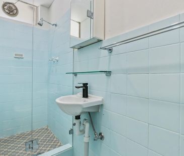 Harbour Bridge Views & Prime North Sydney Lifestyle - Photo 1