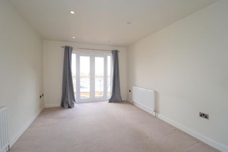 1 bedroom flat to rent - Photo 2