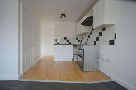 Hadlow Drive, Cliftonville, CT9 - Photo 2