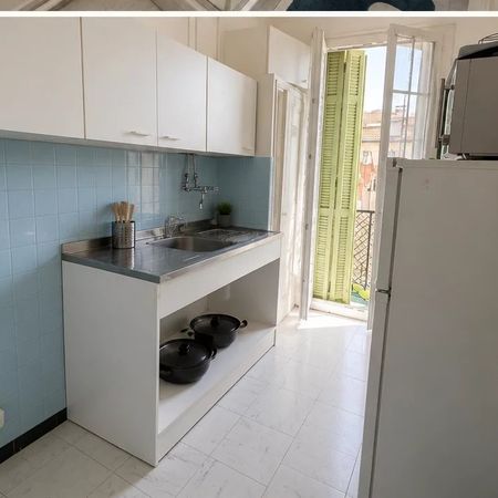 Location Appartement 2 pièces 40m² NICE 06100 - Photo 3