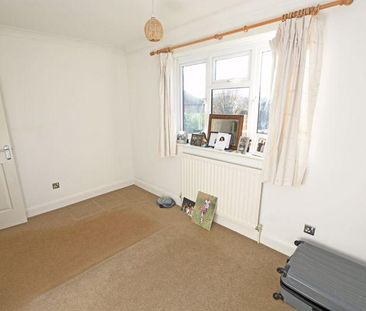 2 bedroom semi-detached house to rent - Photo 3