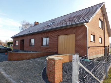 Maison 6 chambres avec jardin et garage - Photo 3