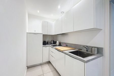 Location Appartement 2 pièces 43m² NICE 06000 - Photo 5