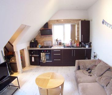 1 bedroom apartment to rent - Photo 2