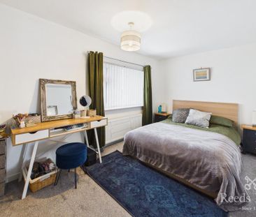 2 bedroom semi-detached house to rent - Photo 4