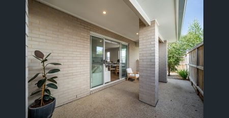 Stylish & Low-Maintenance Living at 15 Paddock Circuit - Photo 5