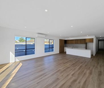 Modern Living! - Photo 2