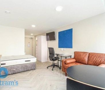 1 bedroom in a house share to rent - Photo 6