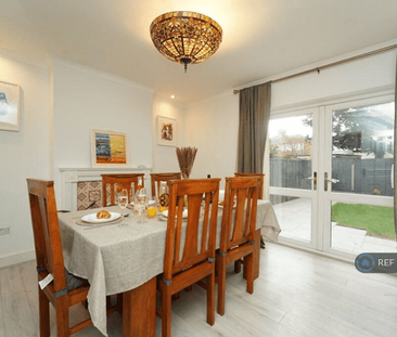 Hersham, Walton-On-Thames, KT12 - Photo 3