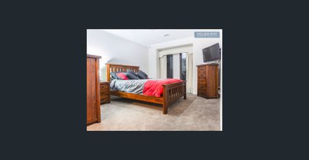 Family Home in Fairways Estate! - Photo 2