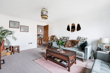 Watson Place, Exeter - Photo 3