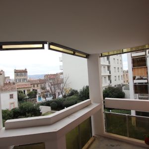 Marseille 10e- Appt F2 avec terrasse, - Photo 2