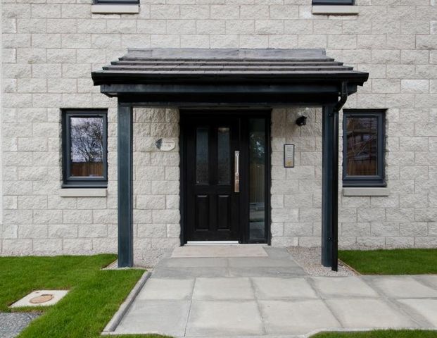 2 Bed, 1st Floor Apartment - Photo 1