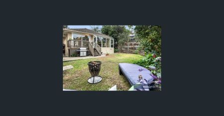 Modern Family Home - BOX HILL HIGH SCHOOL ZONE - Photo 5