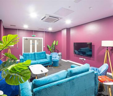 1 bedroom in a flat share to rent - Photo 1