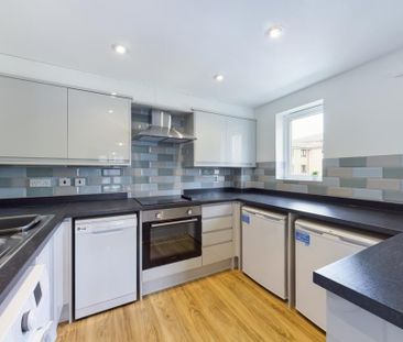 2 bedroom flat to rent - Photo 6