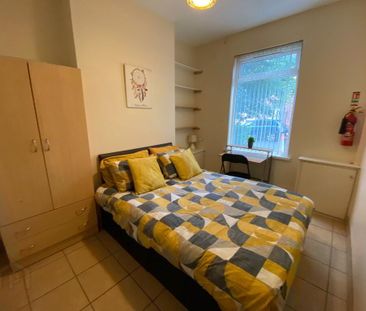 Balfour Avenue, Room 1, All Bills Included, Belfast, BT7 2FH - Photo 6