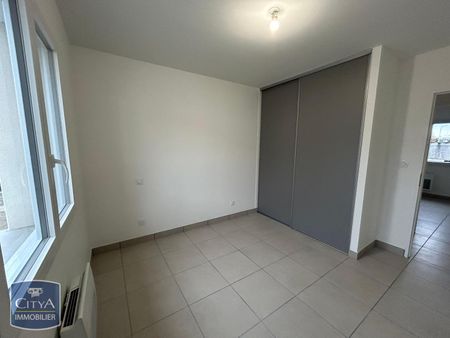 Location Maison 4 pièces 88m² LONS 64140 - Photo 4