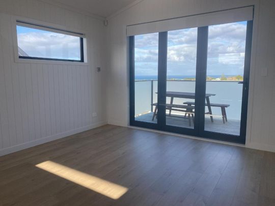 Modern Townhouse in a Handy Stanmore Bay Location - Photo 1