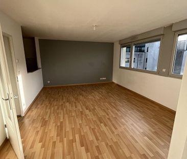 Location Appartement 2 pièces 52m² - Photo 3