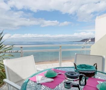 Studio on the first line of Las Canteras, with beautiful views of the sea - Photo 1