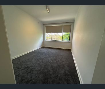 8/1447 Dandenong Road, Malvern East, Vic 3145 - Photo 2