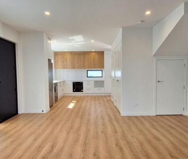 Near new townhouse at Mt Albert - Photo 2