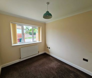 Grove Road, Selsey - Photo 5