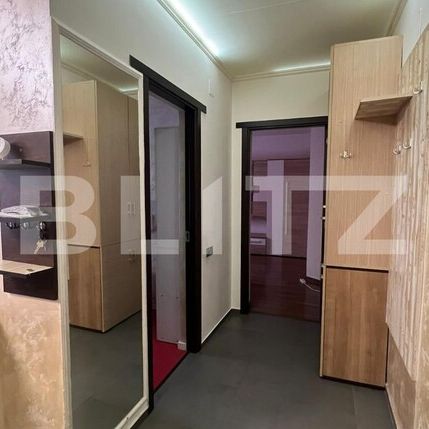 Apartament 3 camere, 54 mp, parcare, zona Eroilor - Photo 1