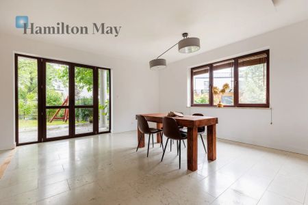 Dom jednorodzinny o powierzchni użytkowej 240 m2 z ogrodem na Wawrze - Photo 5