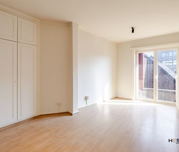 Gerenoveerd 2 slaapkamer appartement te Beveren - Photo 5