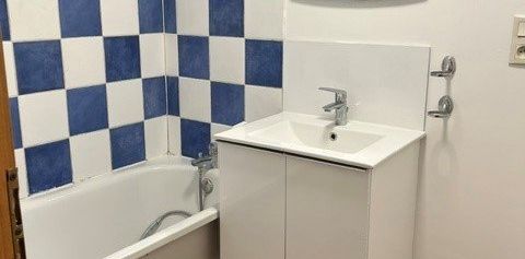 Location Appartement 3 pièces 47m² - Photo 2