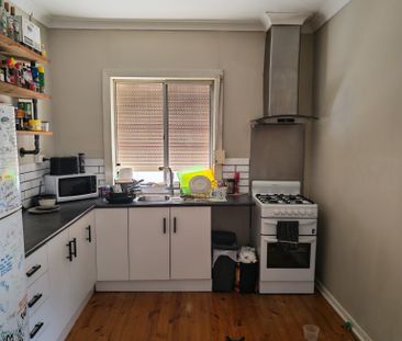 Elizabeth Park - Photo 4